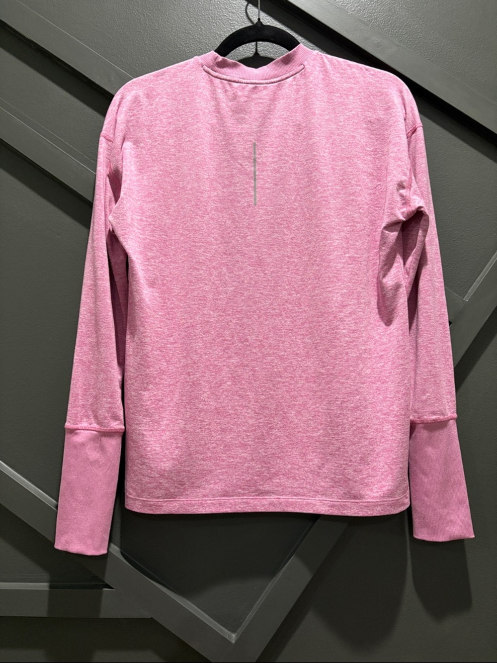 Nike Heather Pink Long Sleeve Athletic Top - Picture 4 of 5
